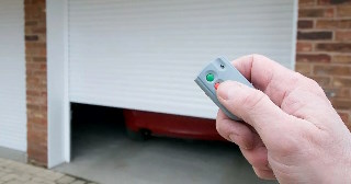 Купить автоматику для рулонных ворот Лысьва, цена от 2702 руб.